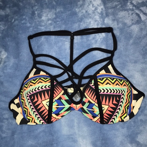 Never worn VICTORIA SECRET PINK patterned bikini - Picture 1 of 3